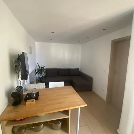 Mykonos 1001 شقة *